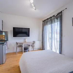 studio-1-proche-airbus-a-toulouse-st-martin-du-touch.midi-pyreneeshotels.com/